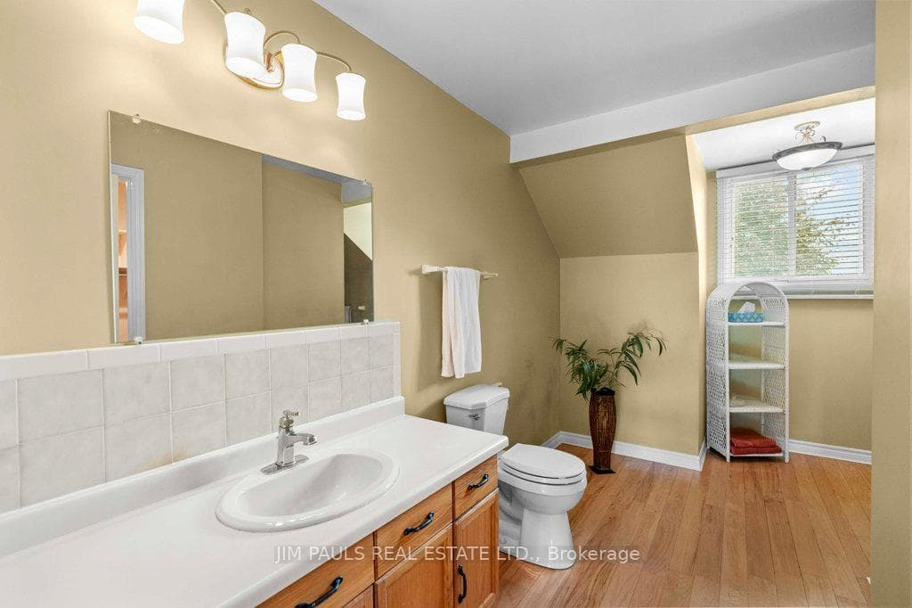 64 Abbot Drive photo 25