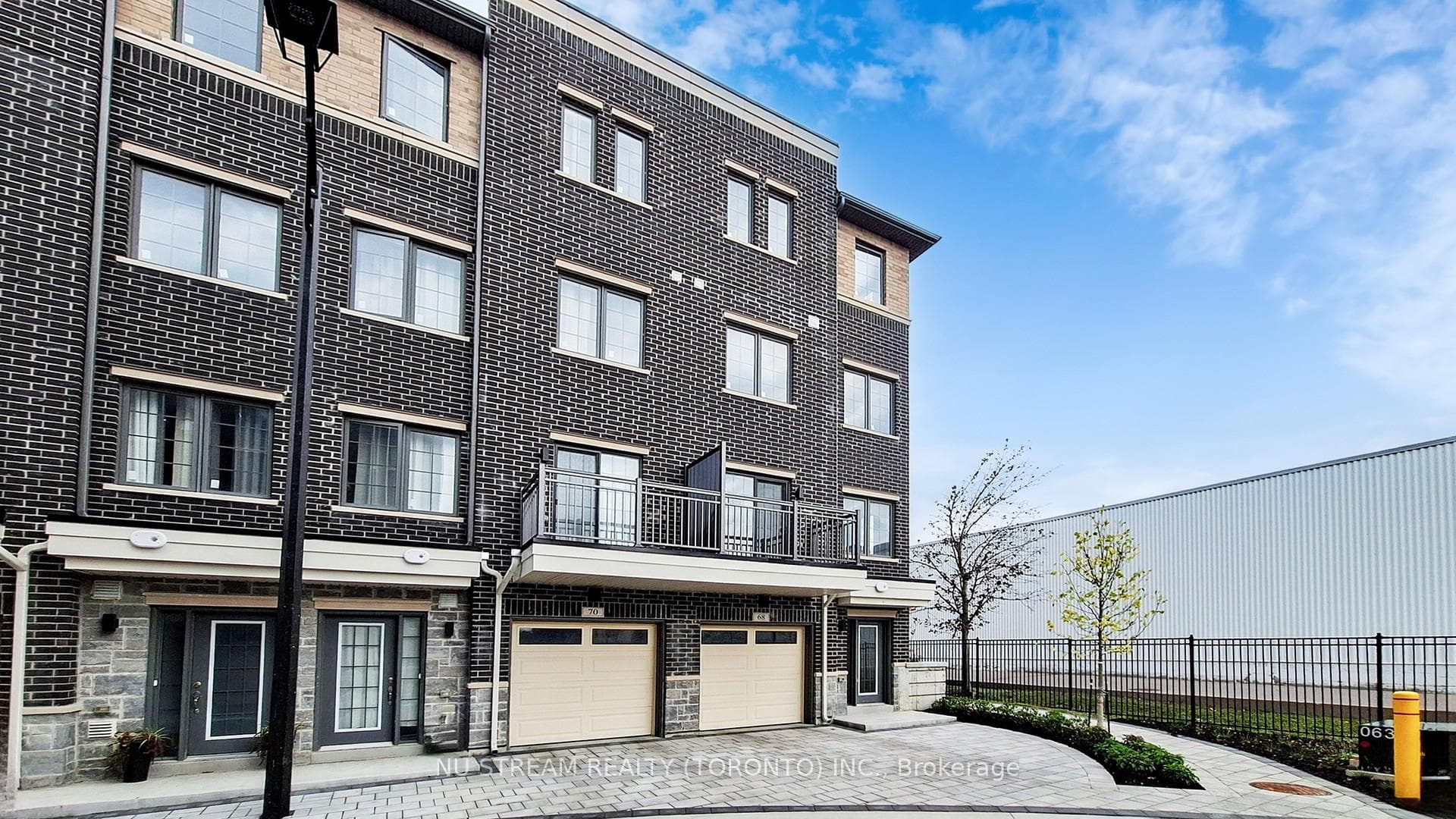 68 Clippers Crescent photo 2