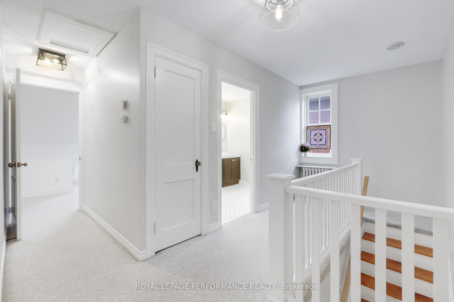 33 Ossington Avenue photo 30