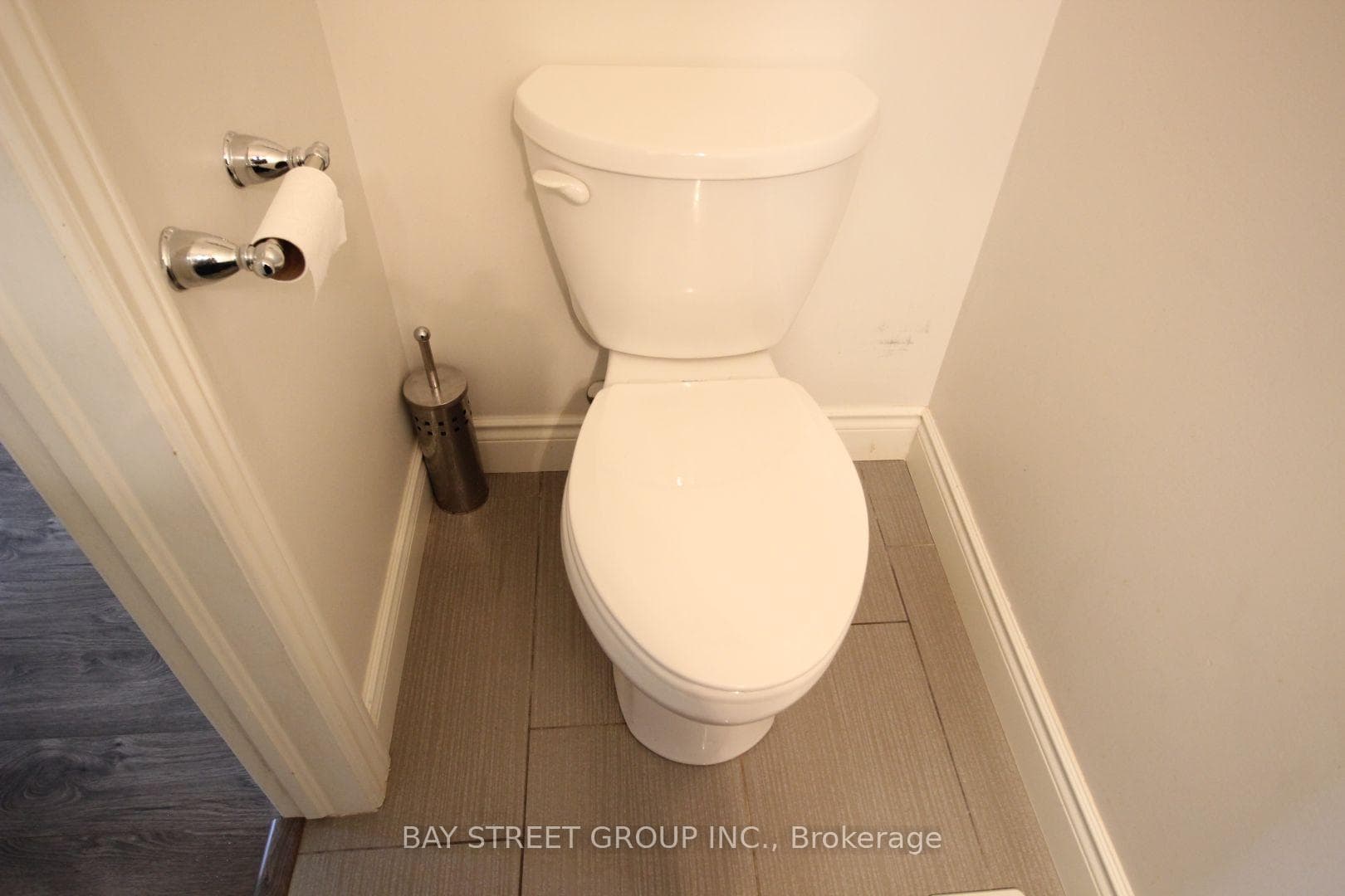 1111 Medway Park Drive photo 19
