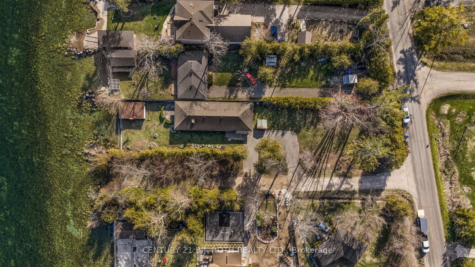 49 Lakeshore Road photo 33