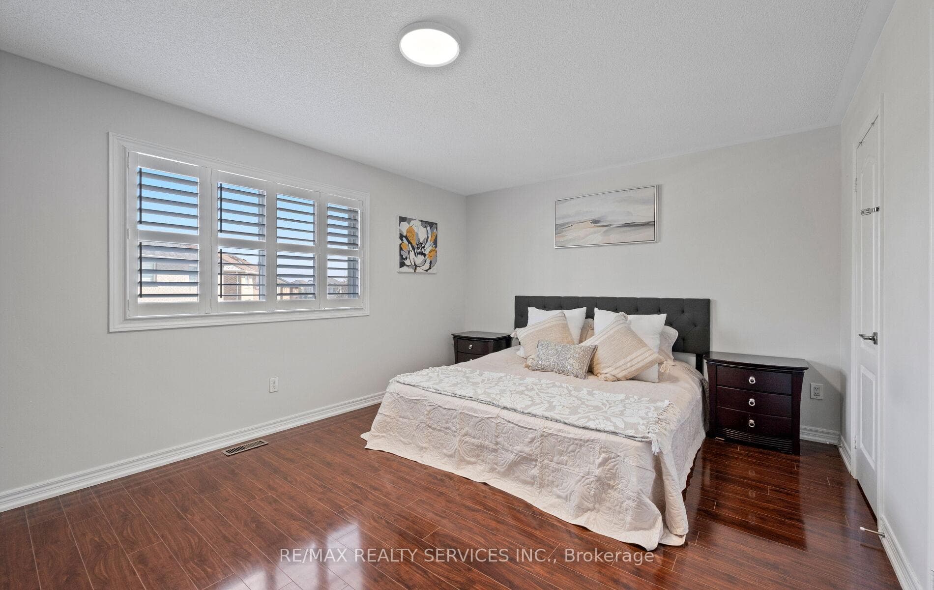 5 Thornbush Boulevard photo 29