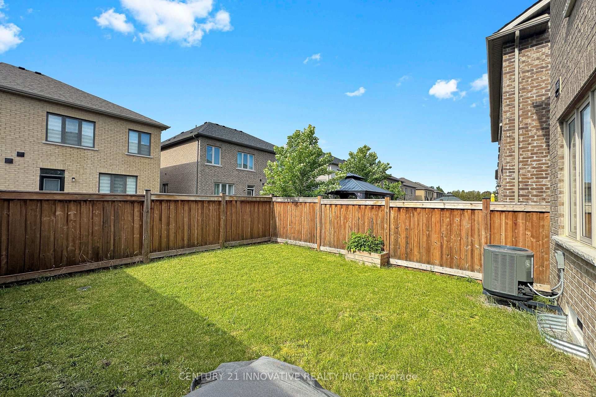 28 Conarty Crescent photo 46