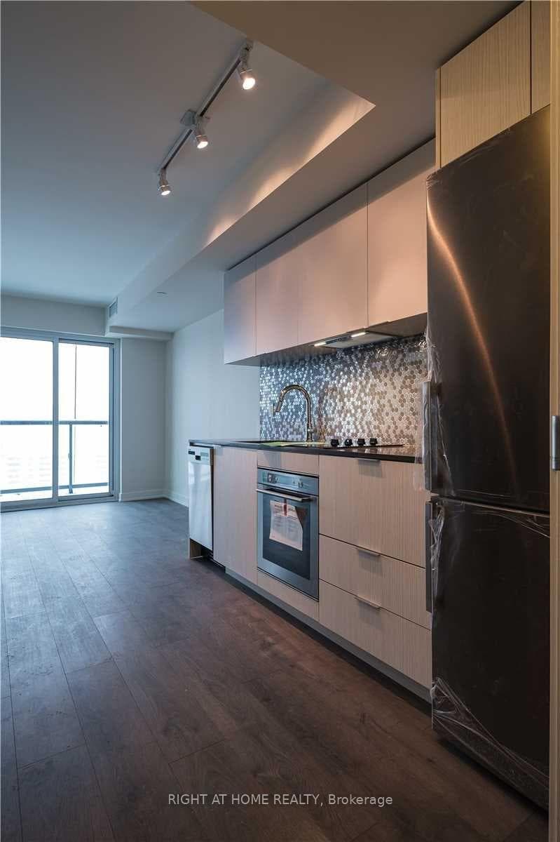 2 Sonic Way Unit # 1408, photo 5