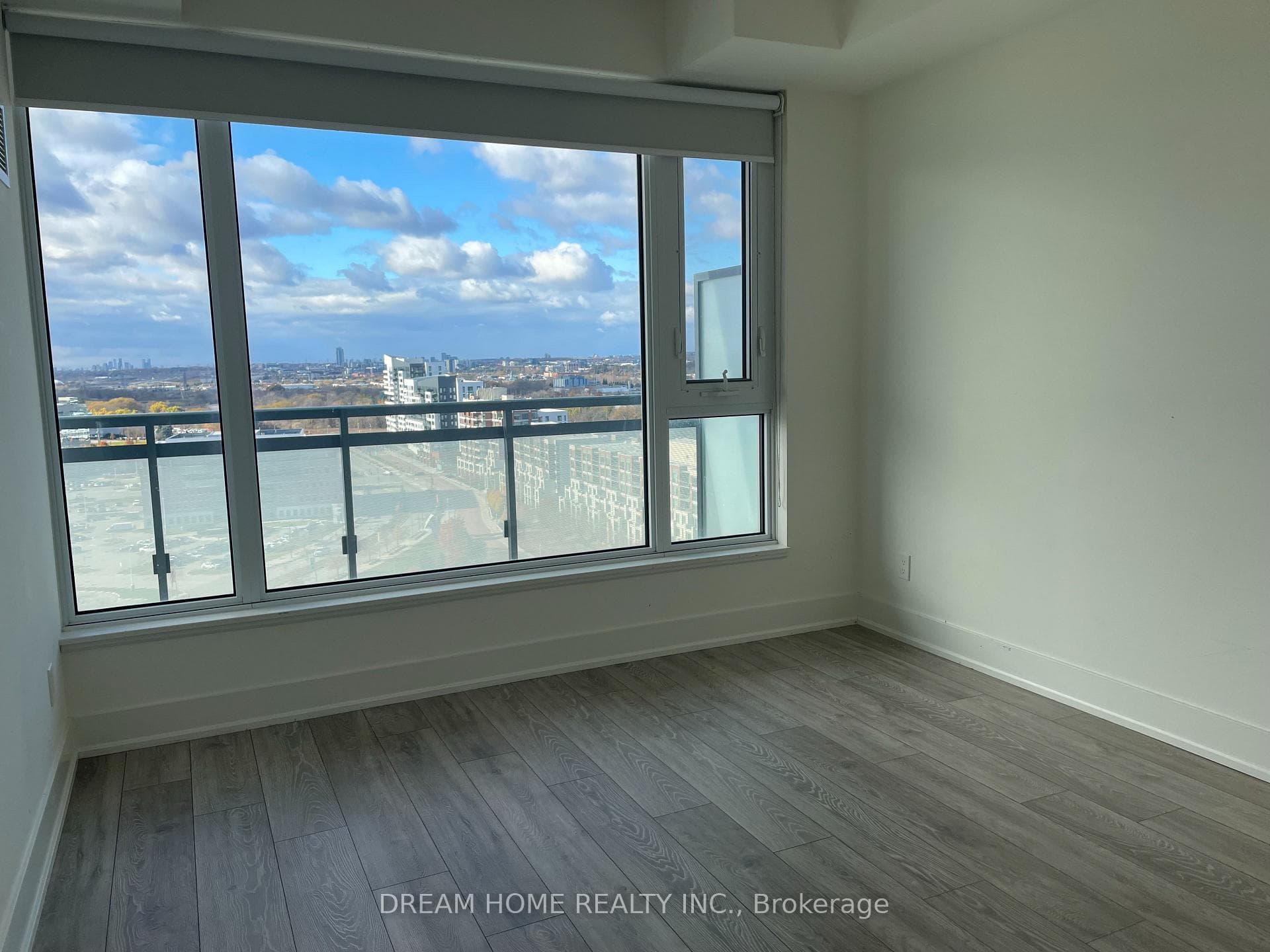 8081 Birchmount Road Unit 1505 photo 6