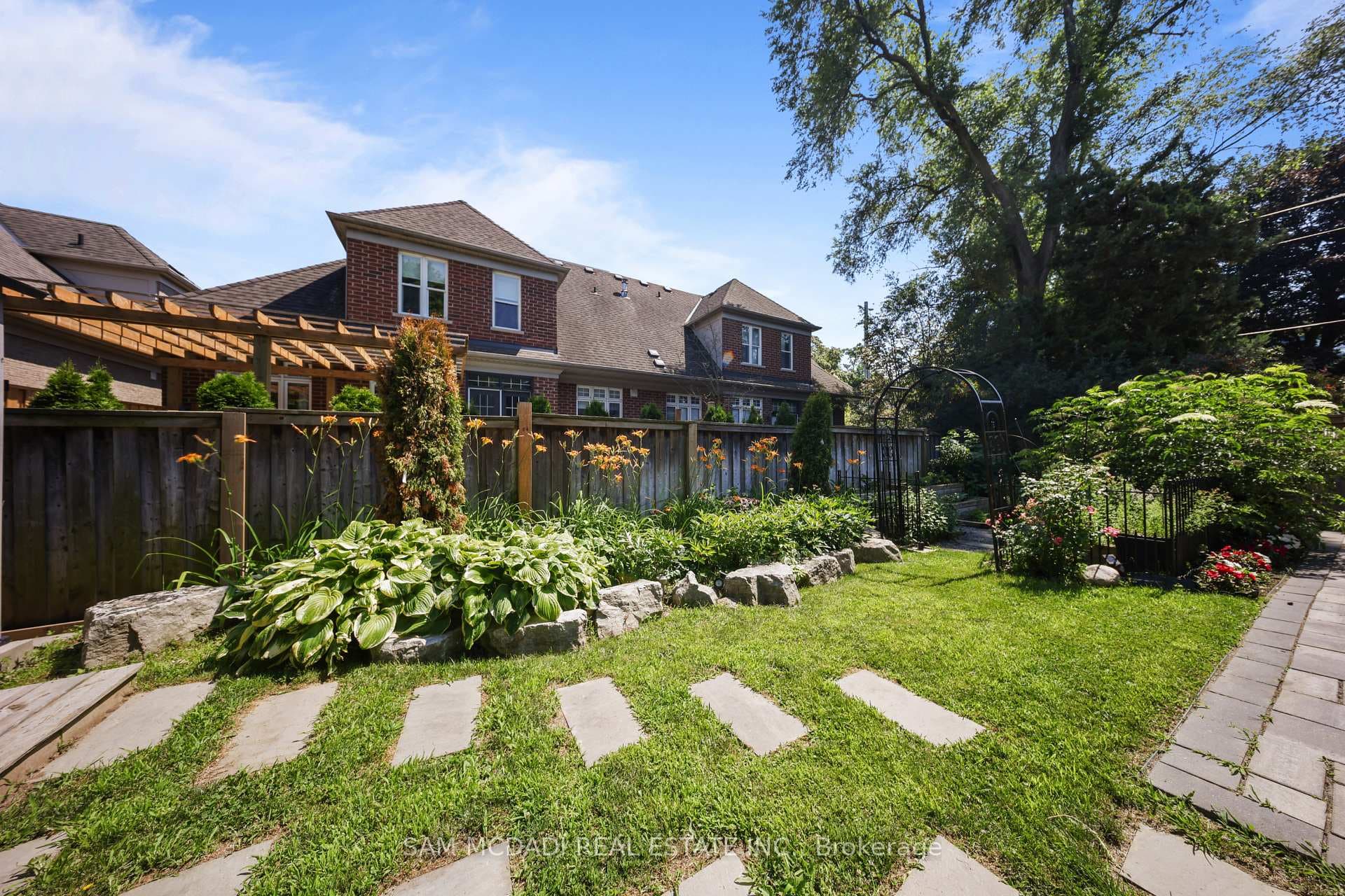 1171 Birchview Drive photo 45