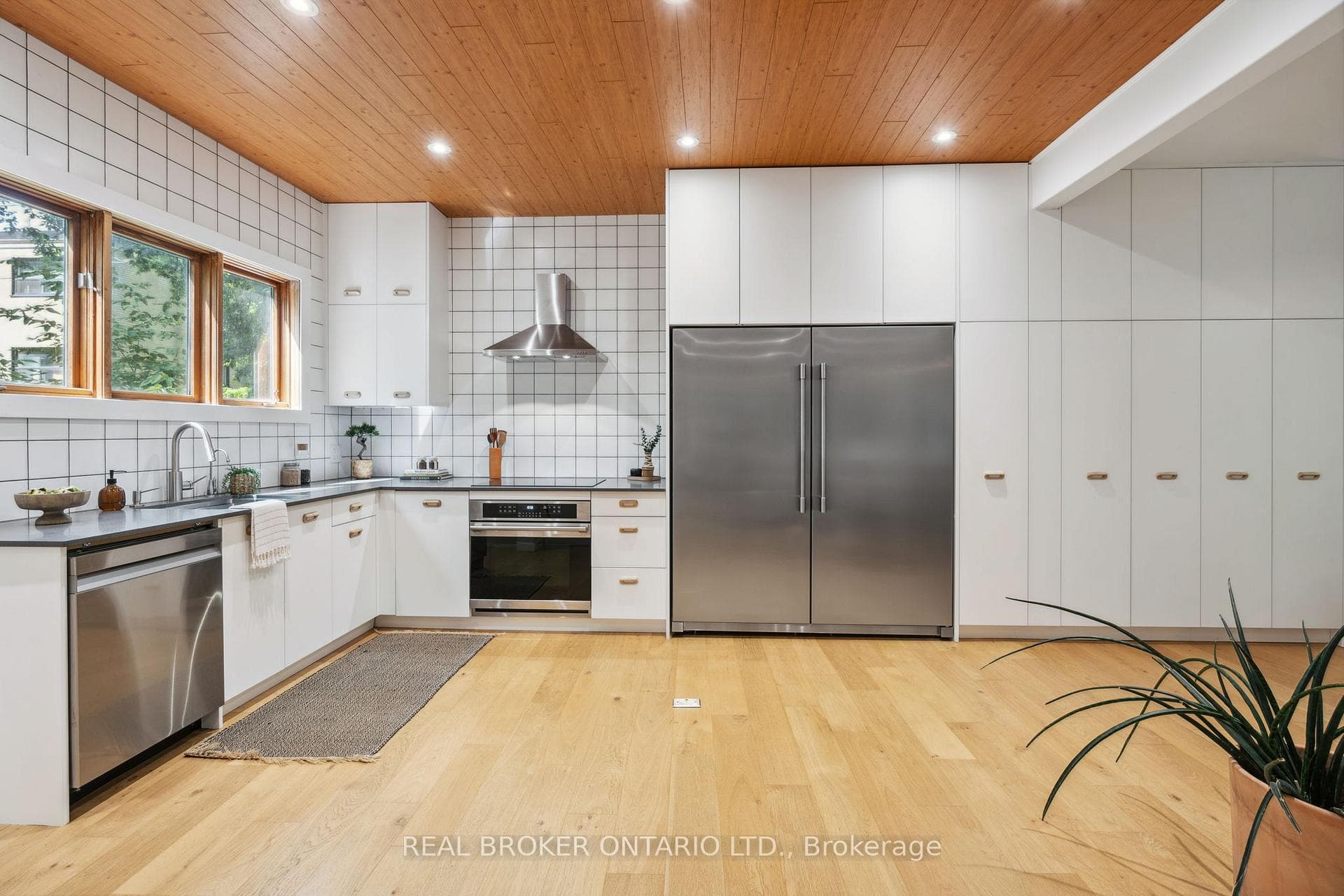 182 Waverley Road photo 8