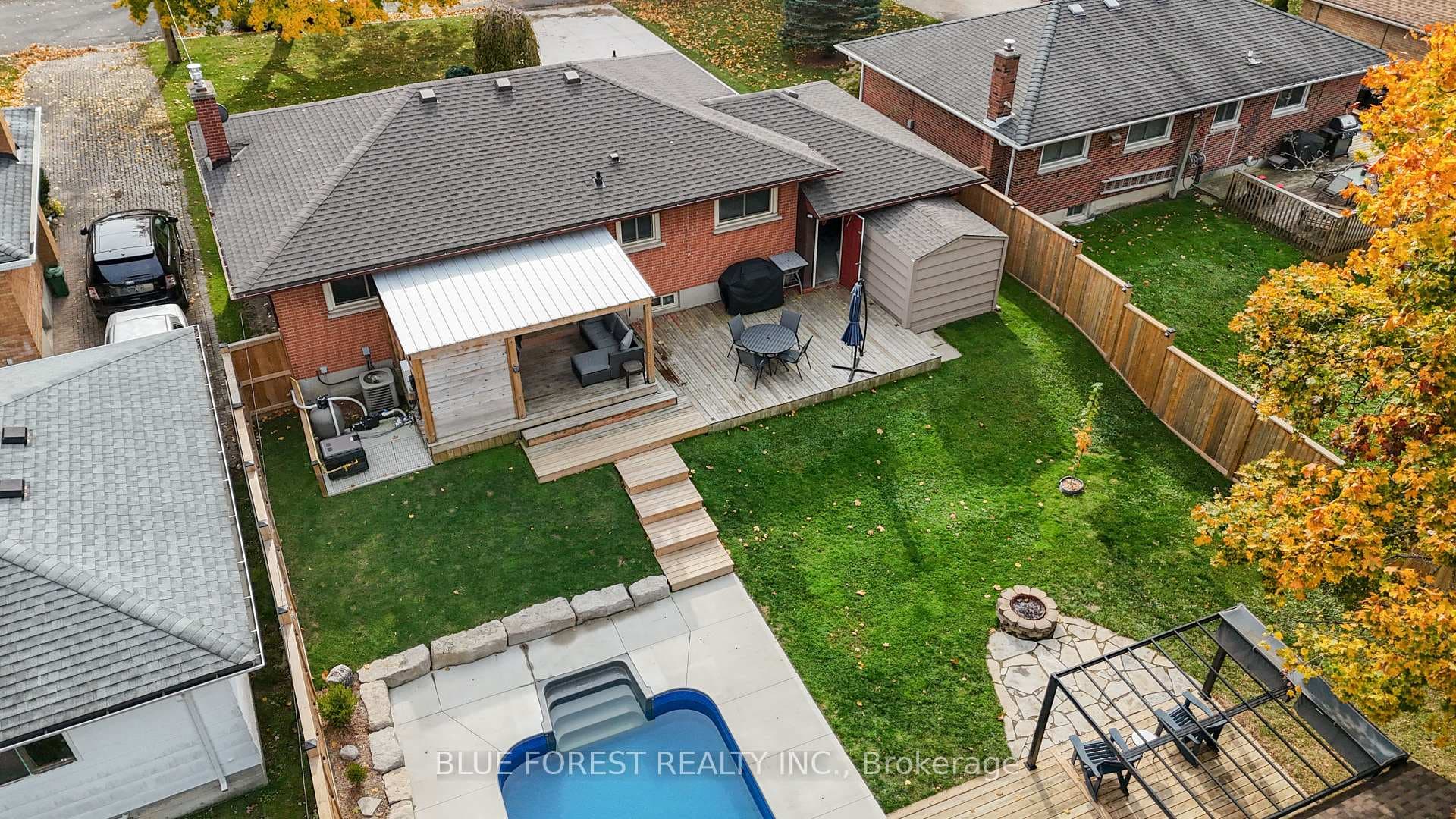 166 Gladman Avenue photo 5