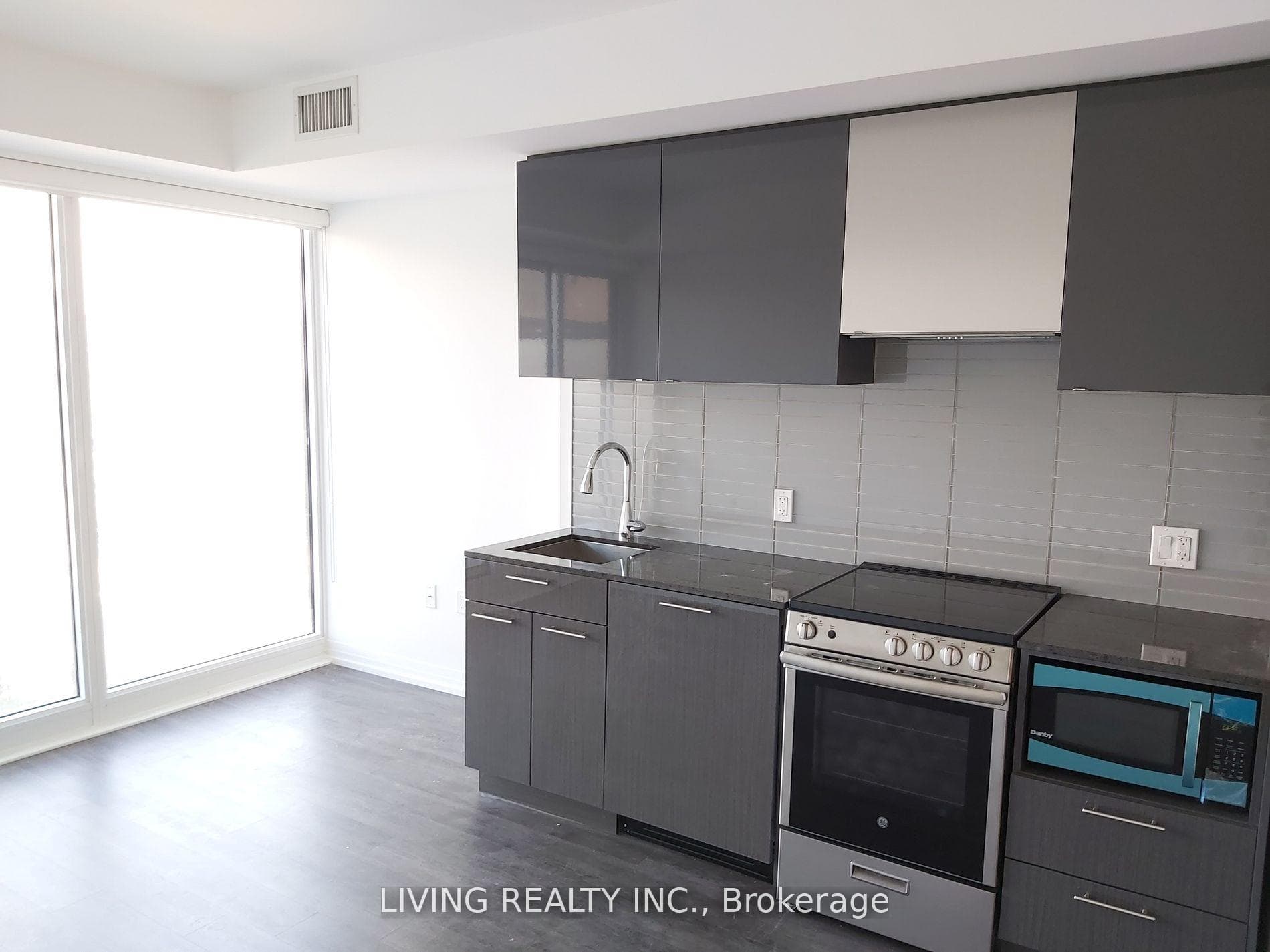 251 Jarvis Street Unit 1231 photo 5