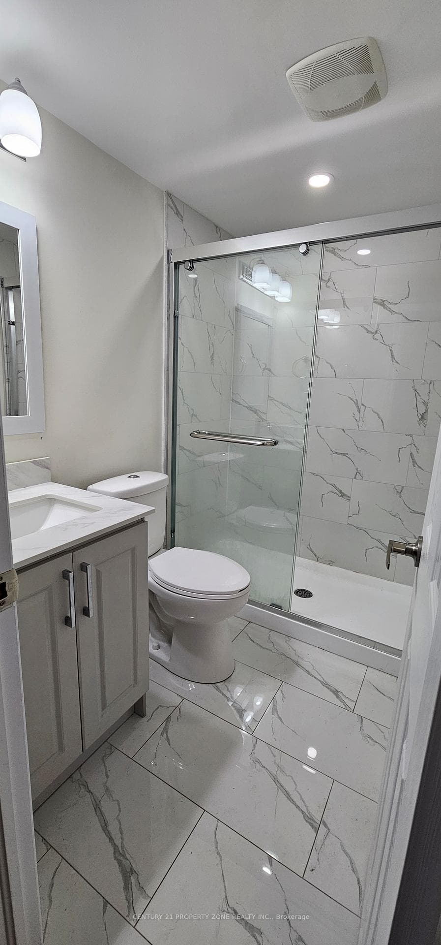 5439 Cornwall Crescent photo 8