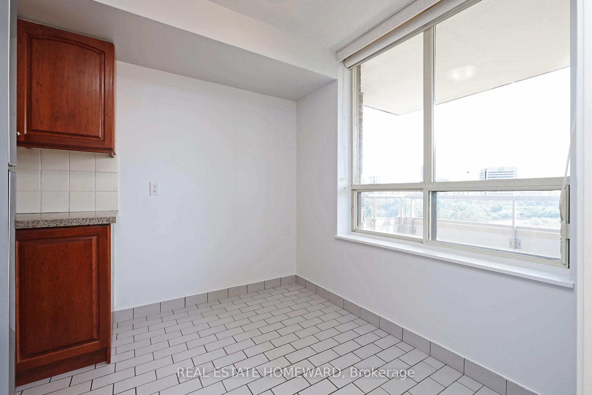 215 Wynford Drive Unit 801 photo 8
