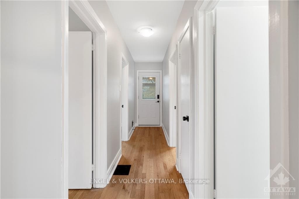 559 HIGHCROFT Avenue Unit 3 photo 12