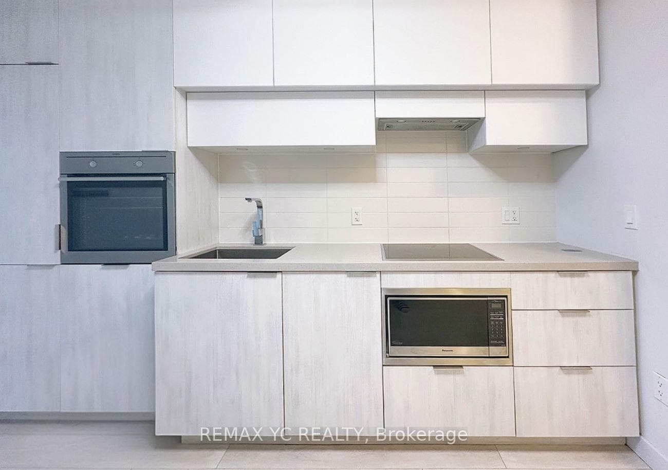 8 Eglinton Avenue Unit 5309 photo 4