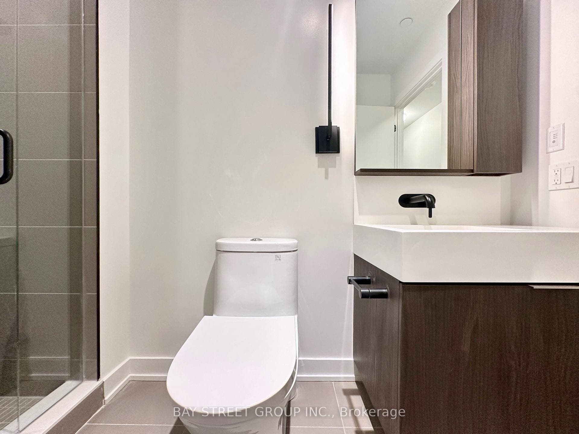 117 BROADWAY Avenue Unit 611 photo 21