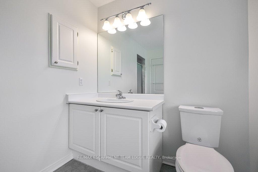 145 Westchester Road photo 29
