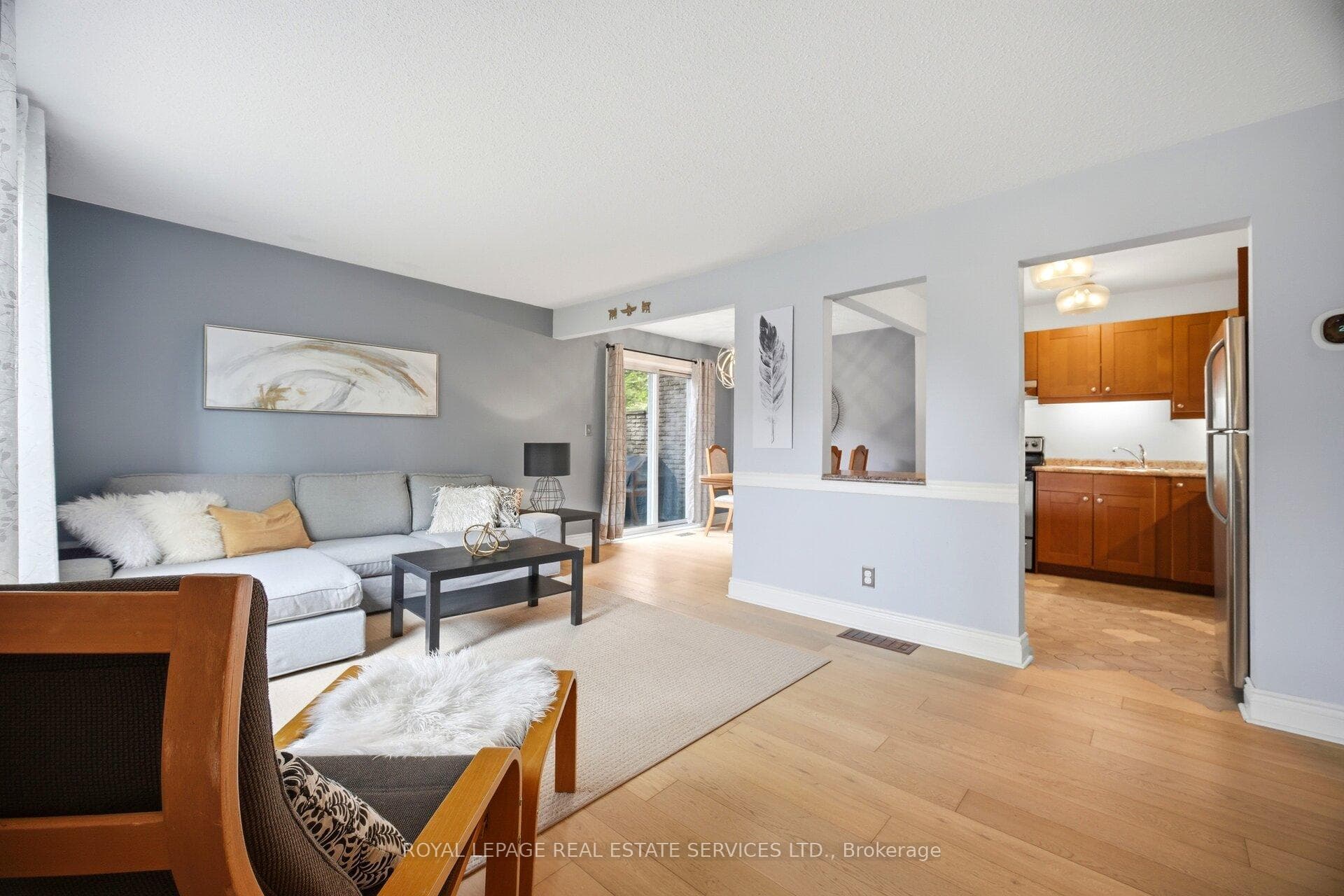 649 Francis Road Unit 3 photo 5