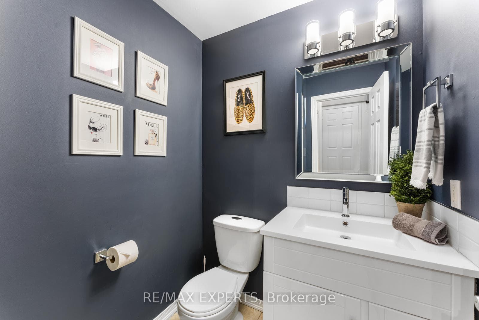 1851 McCoy Avenue photo 18