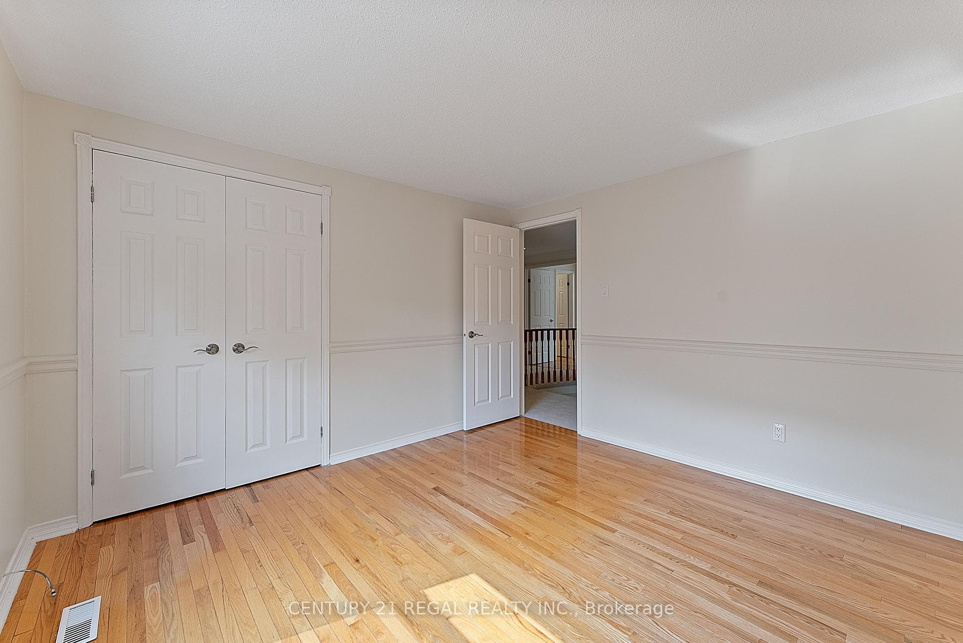 61 Broadbridge Drive photo 32