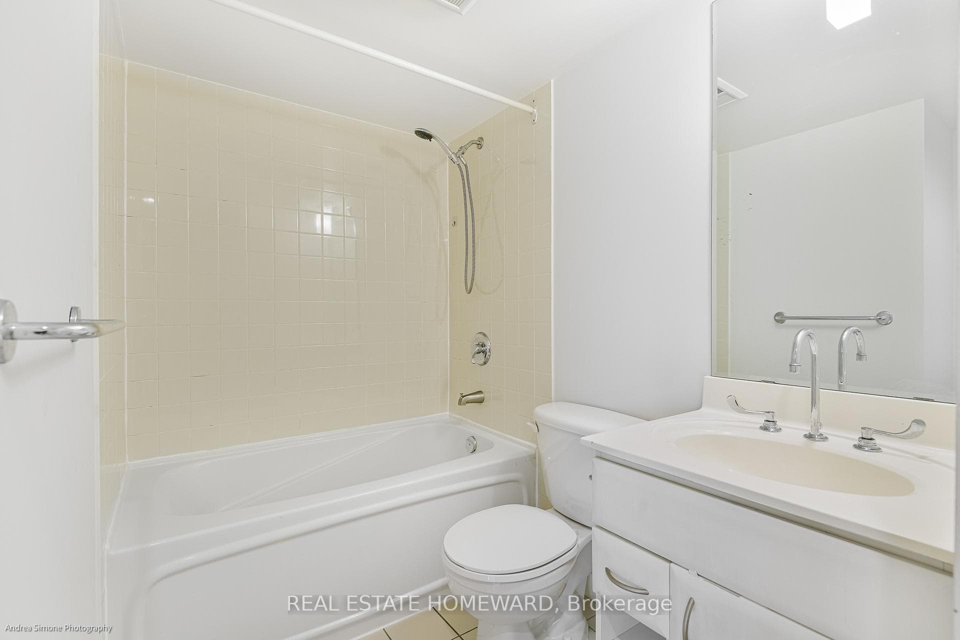 36 Lee Centre Drive Unit 2615 photo 21