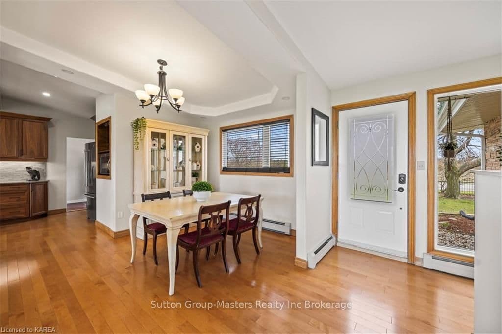 2353 MCIVOR Road photo 11