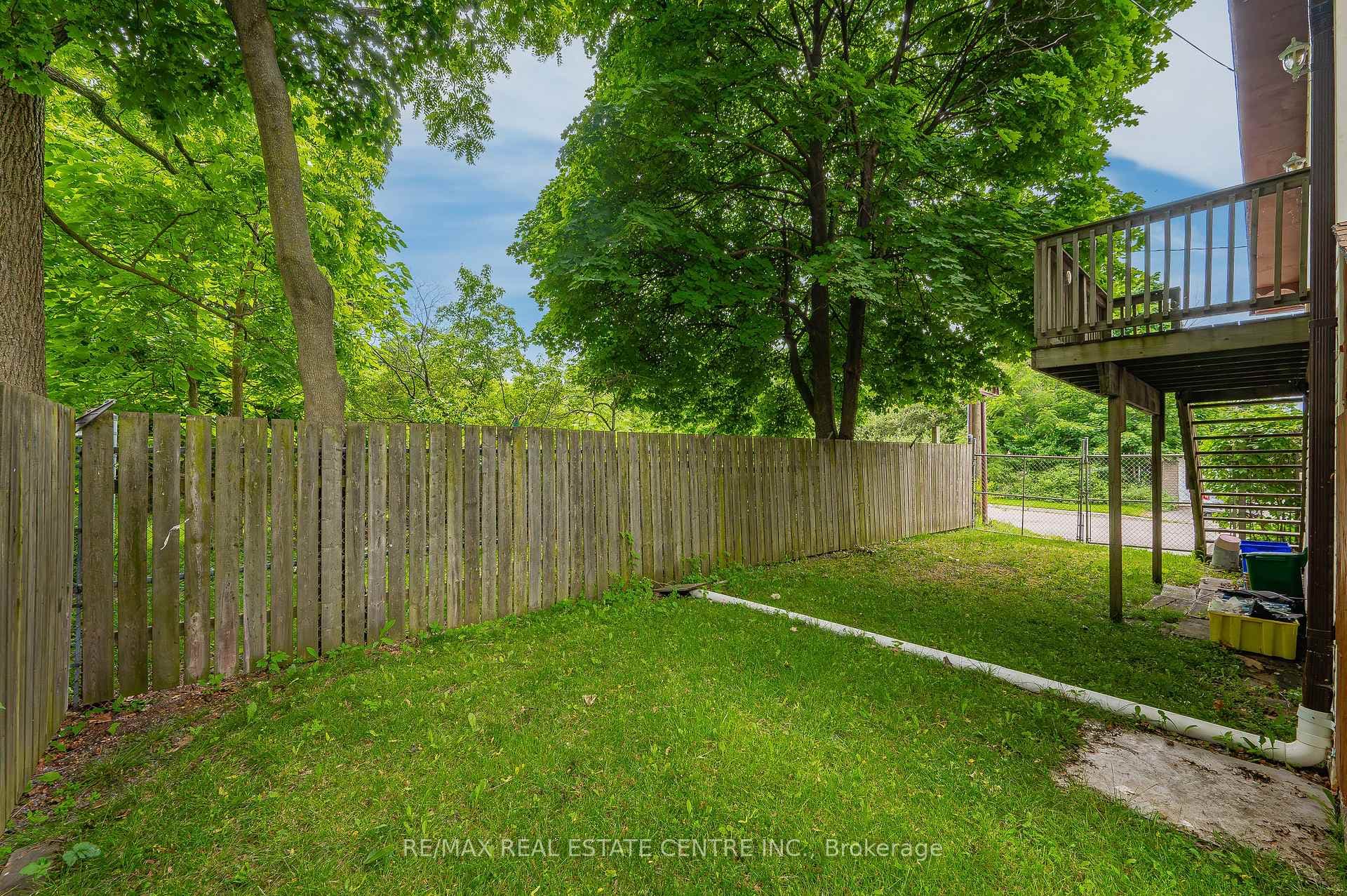 5024 Stamford Street photo 36