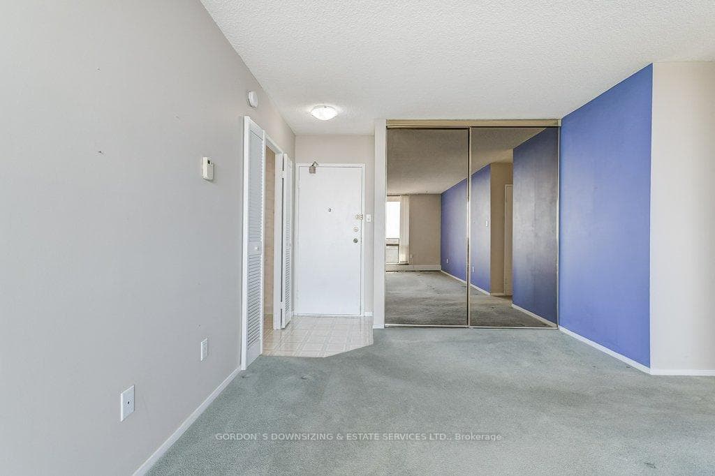 2929 Aquitaine Avenue Unit 907 photo 9