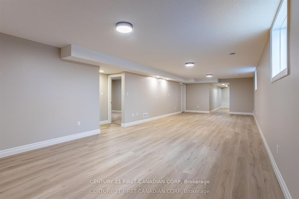 LOT 105 DARWIN Crescent photo 22