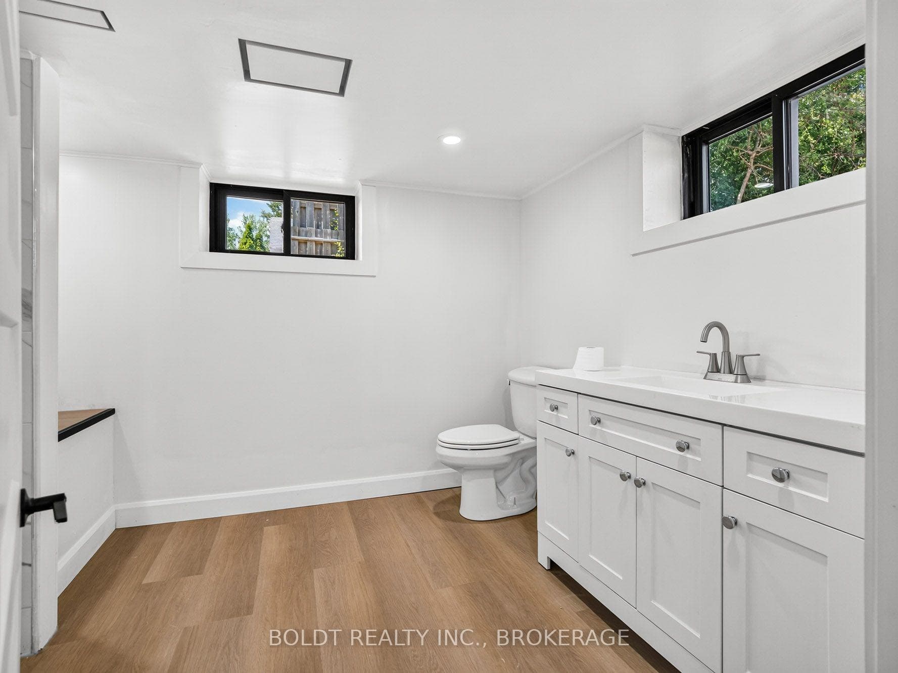 6221 Lyons Creek Road photo 21