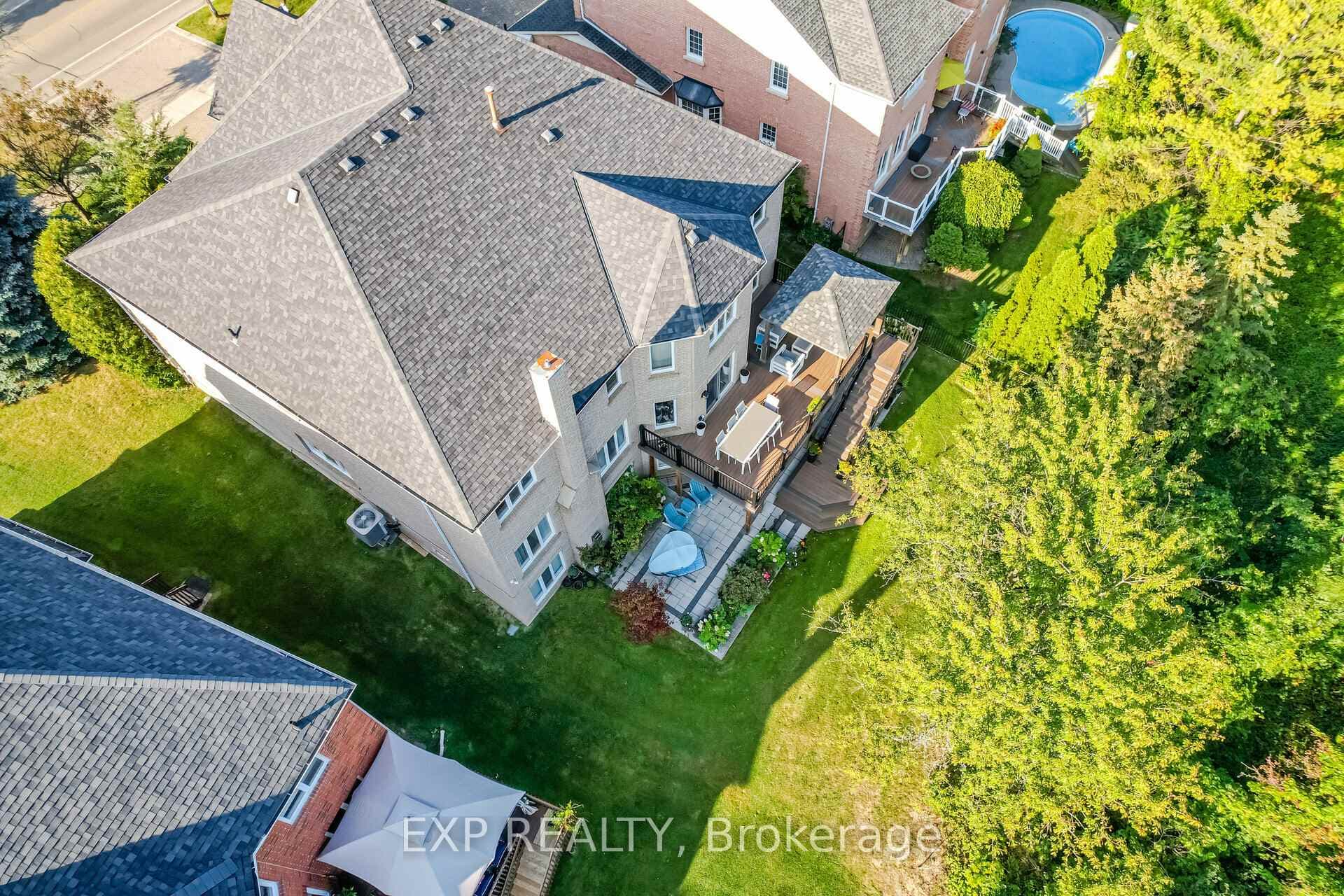 2166 Erin Centre Boulevard photo 36