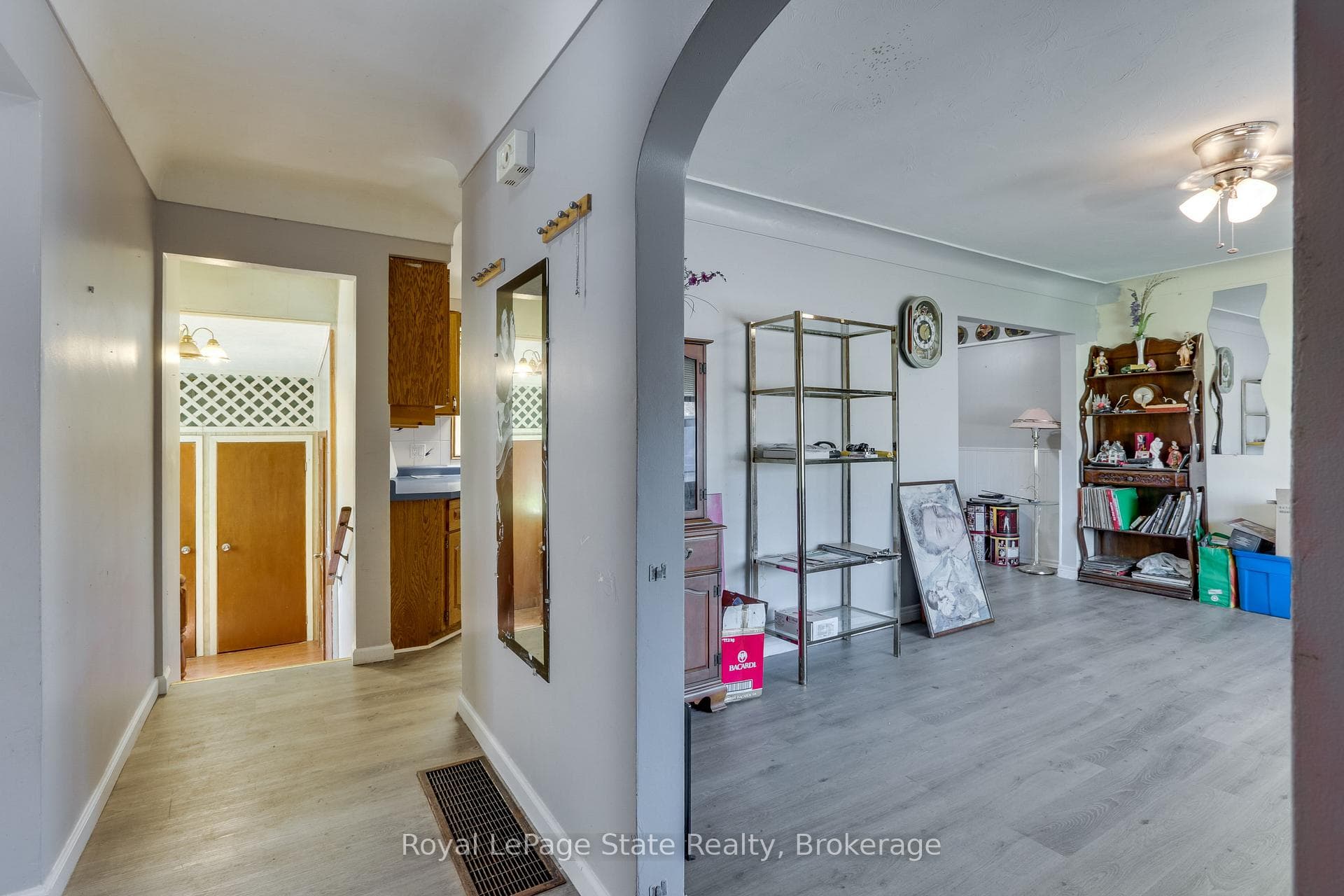 220 Washington Street photo 6