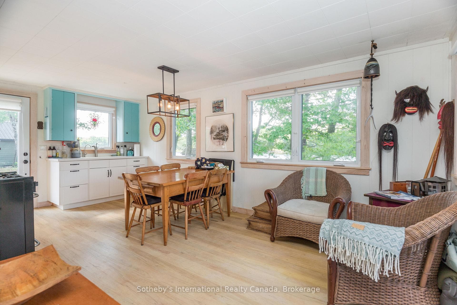 1 B277 Island photo 14