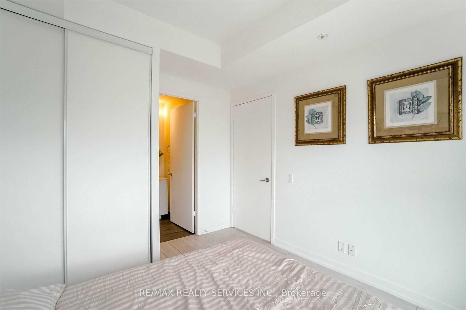 5 Buttermill Avenue Unit 1108 photo 17