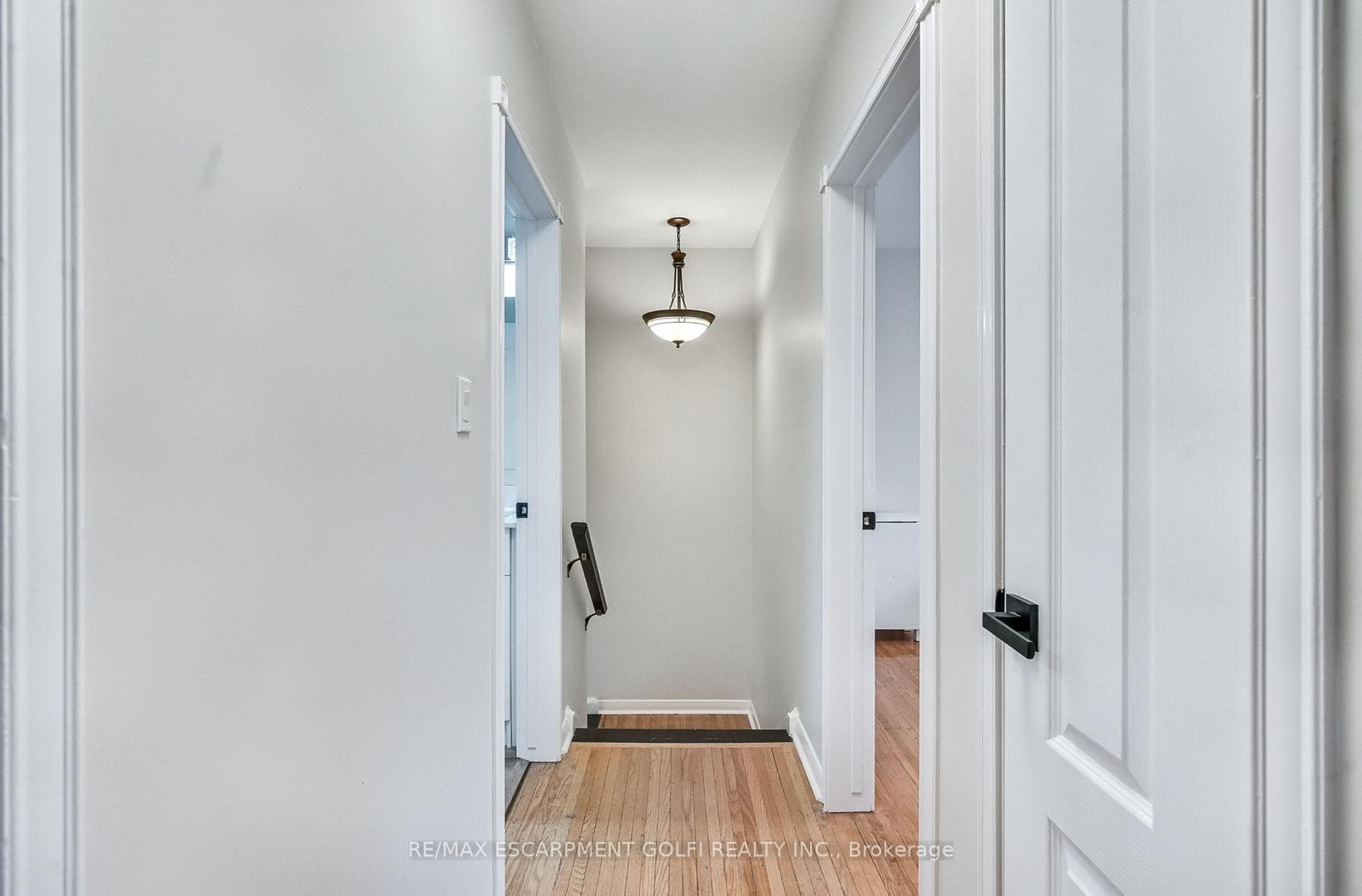 273 Riverview Boulevard photo 22