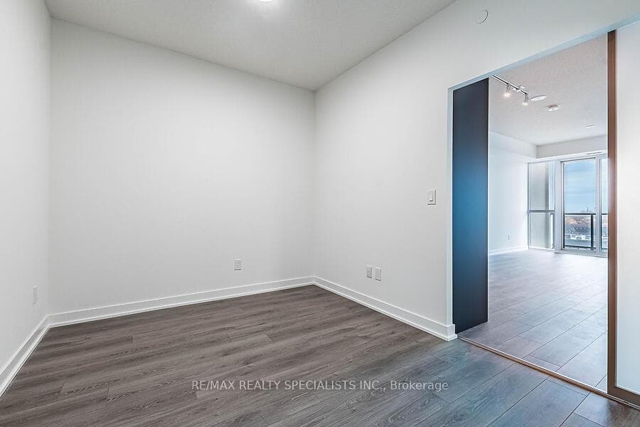 225 Malta Avenue Unit 509 photo 30