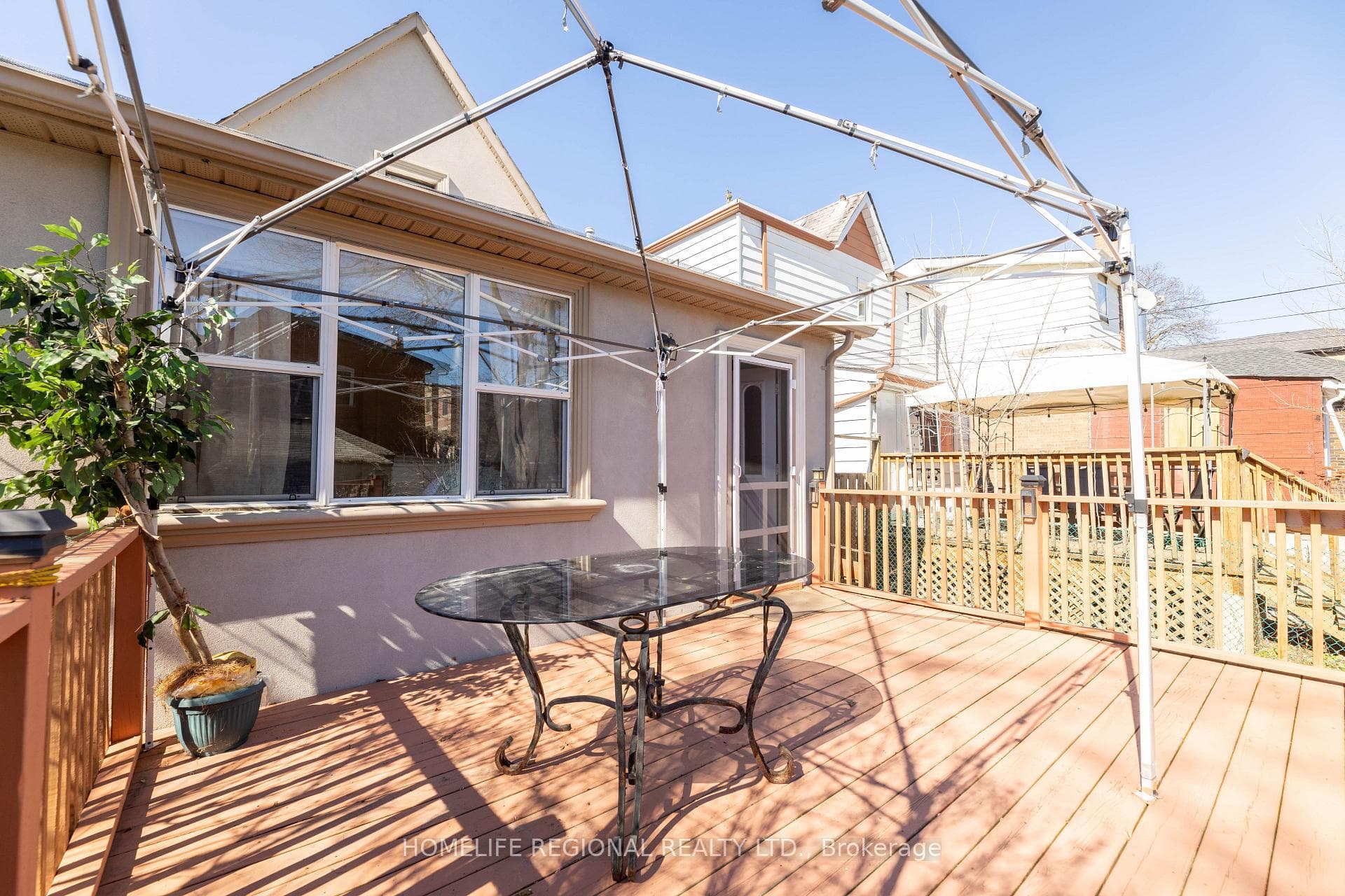 77 Eileen Avenue photo 30