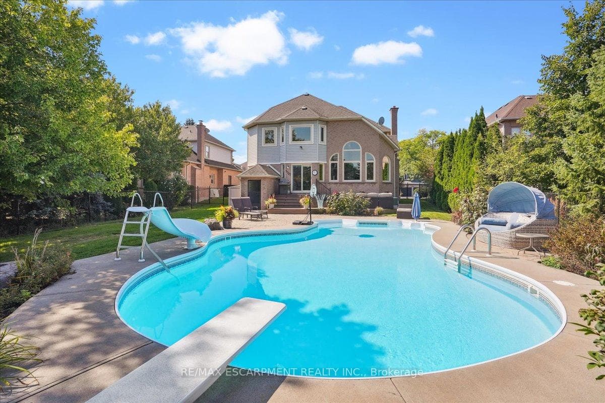 2127 Berwick Drive photo 35