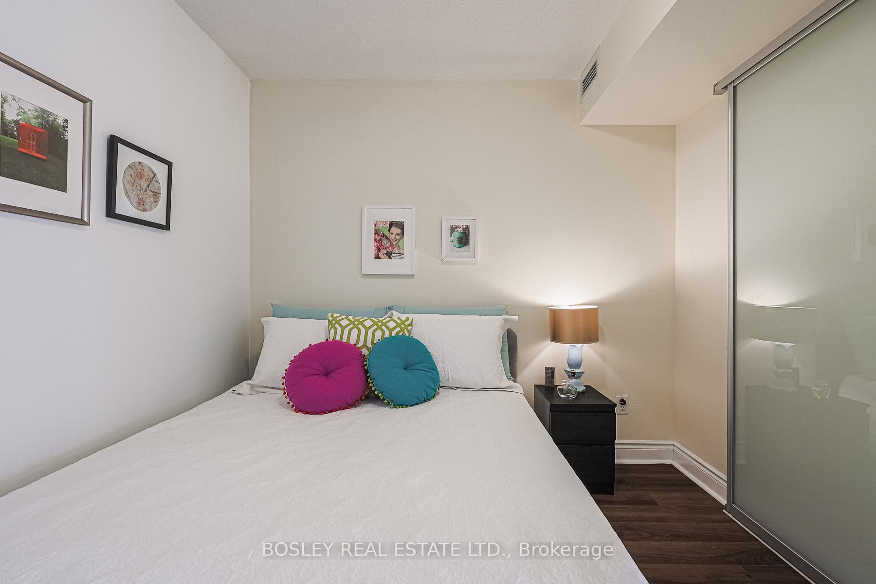 28 Ted Rogers Way Unit 1205 photo 15