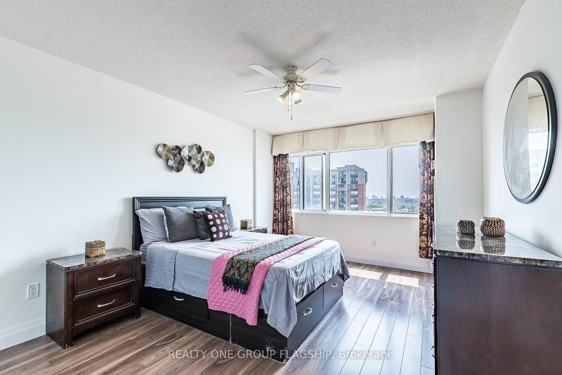 50 Elm Drive Unit 1209 photo 15