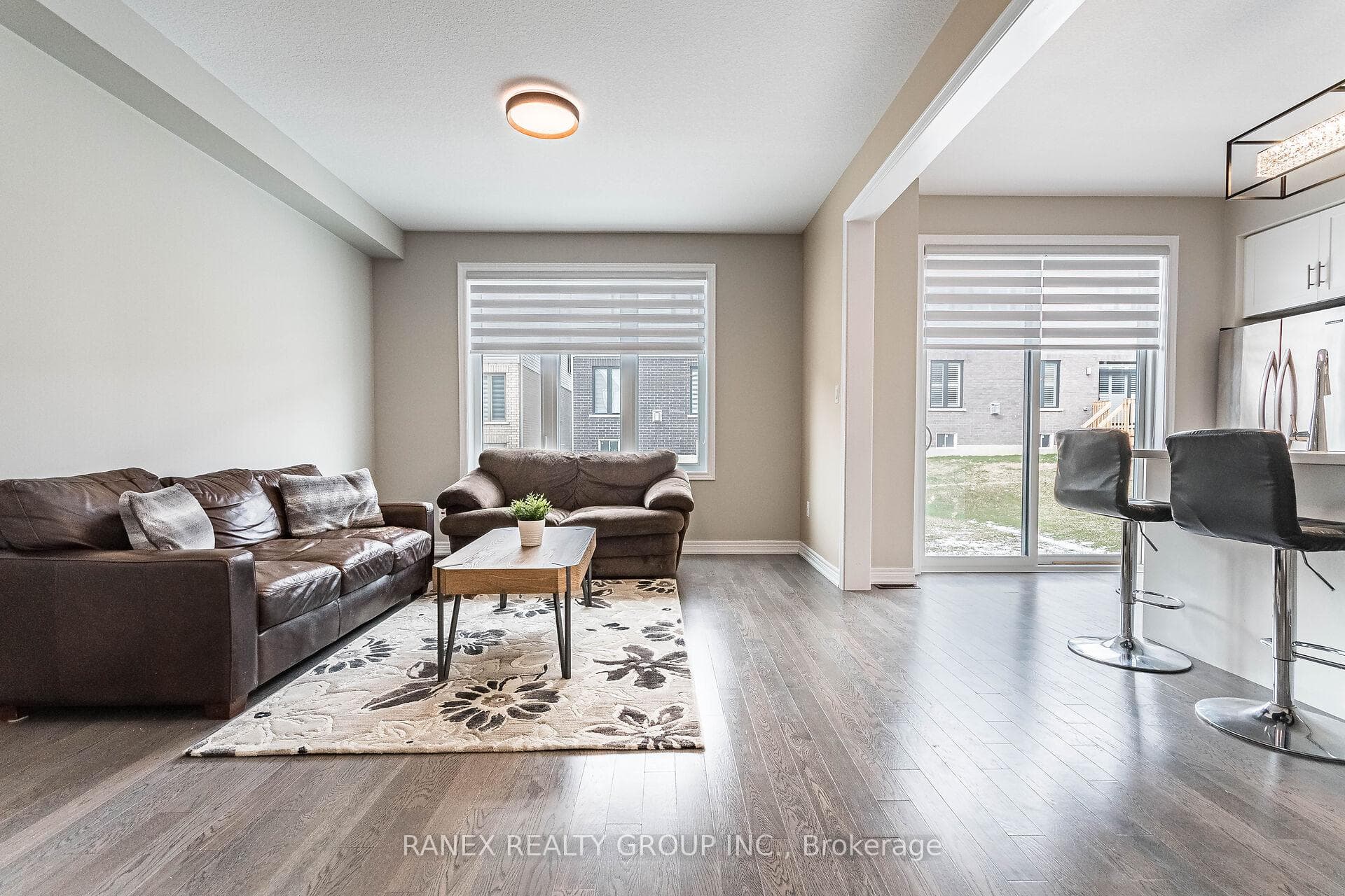 155 Blackbird Way photo 9