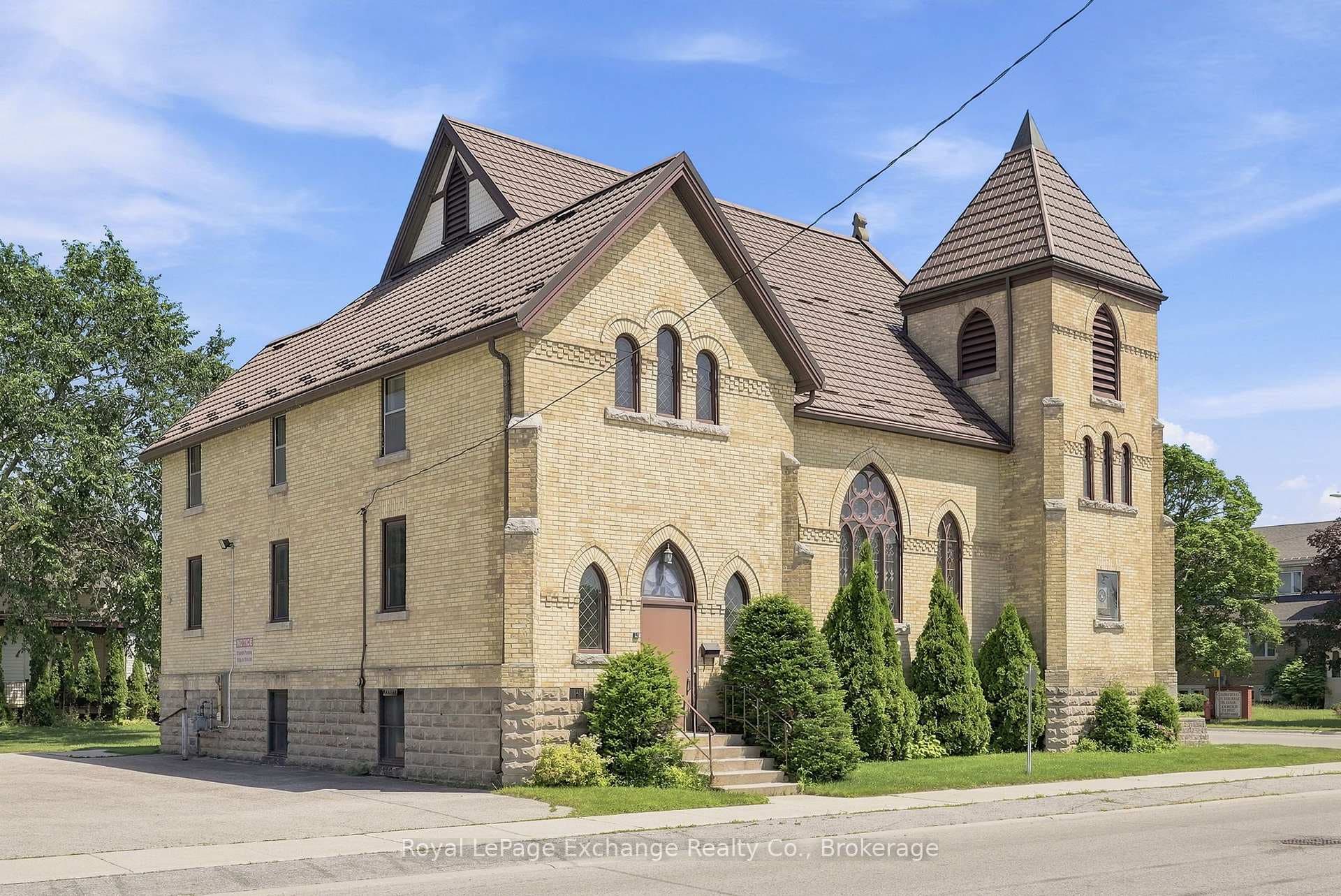 378 10th Street photo 4