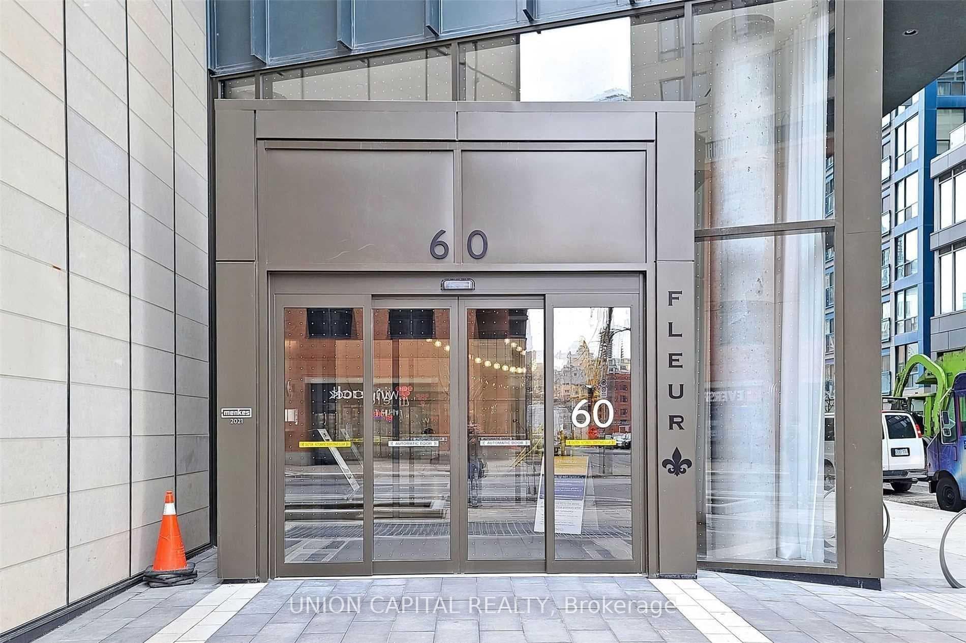 60 Shuter Street Unit PH112 photo 2