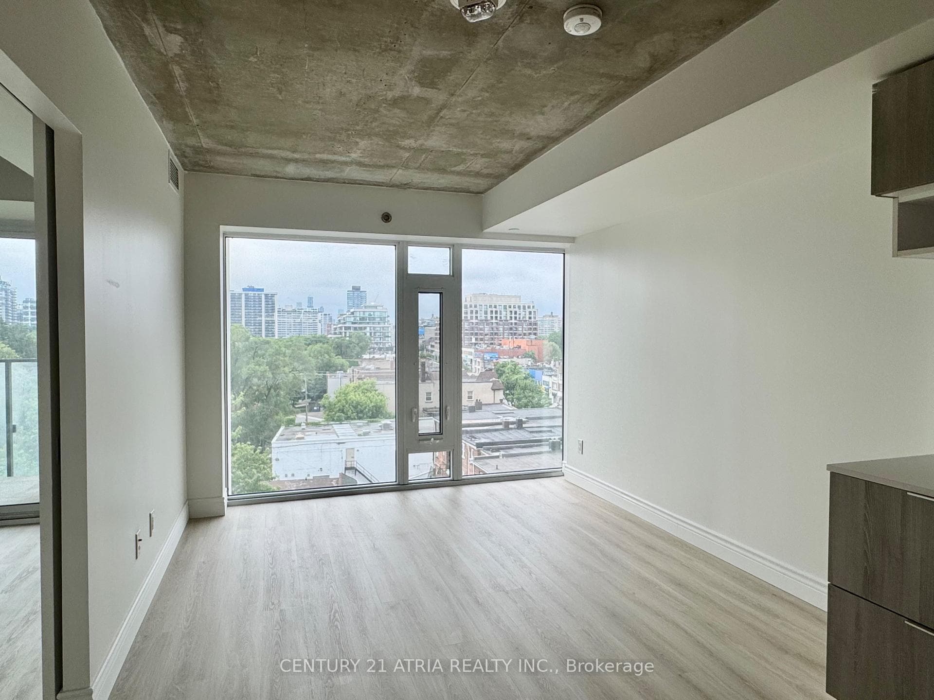8 Hillsdale Avenue Unit 731 photo 6