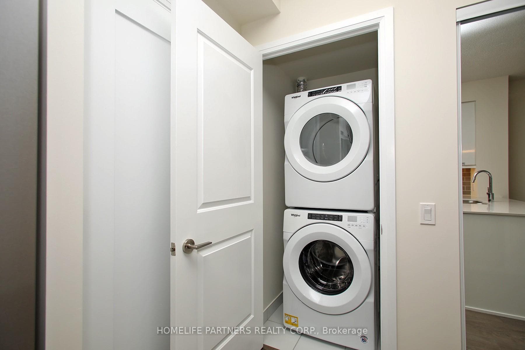 35 Watergarden Drive Unit 720 photo 8
