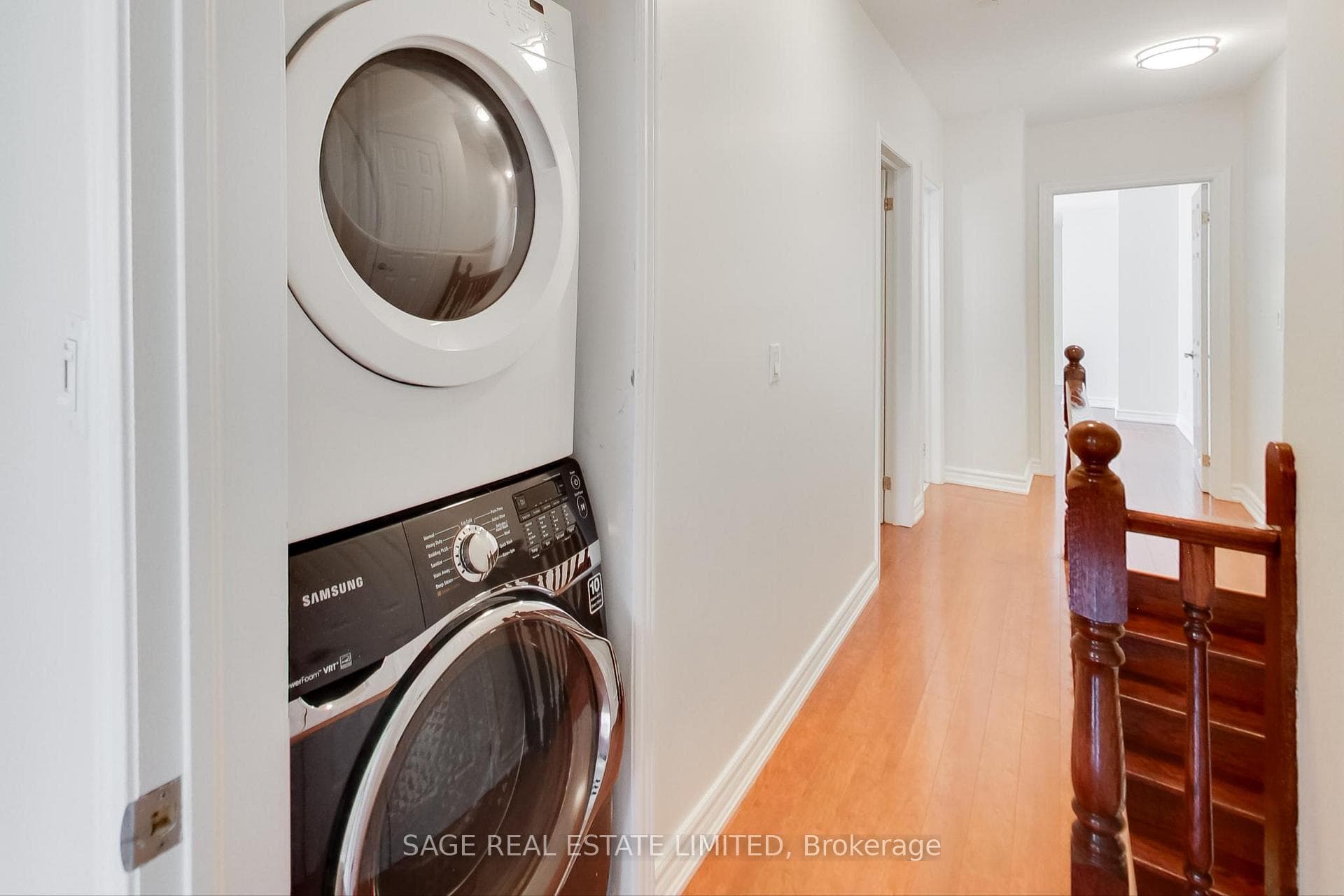 217 Booth Avenue photo 21