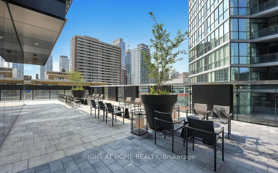55 Charles Street Unit 4308 photo 19