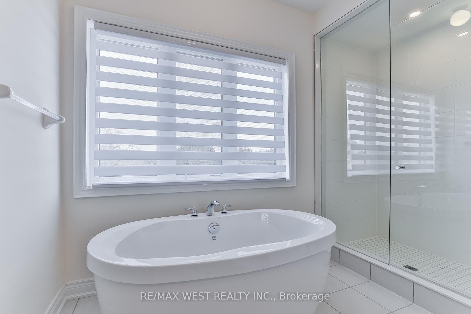 152 Coldwell Bay Circle photo 28