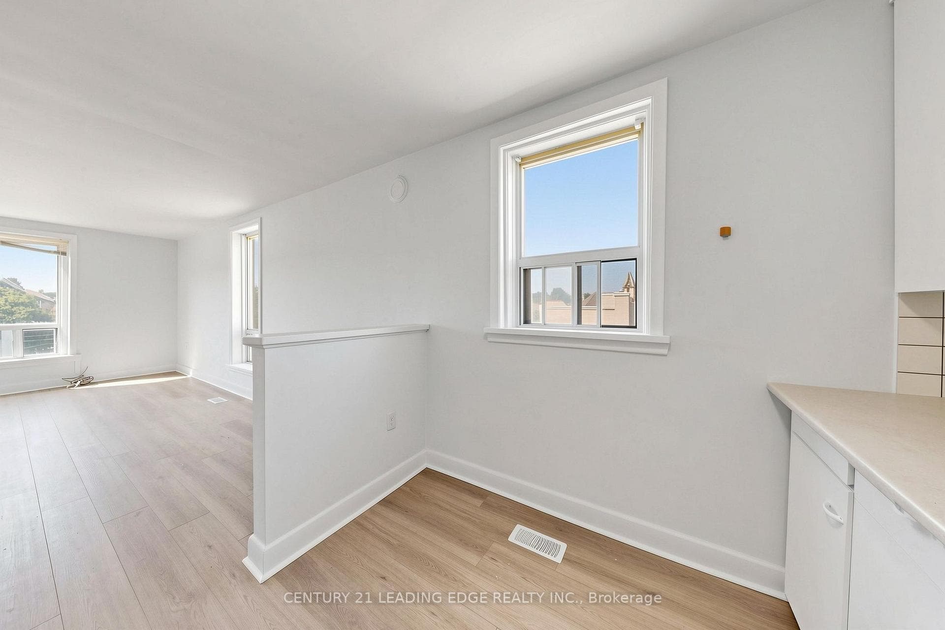 18 Brock Street Unit 3 photo 17