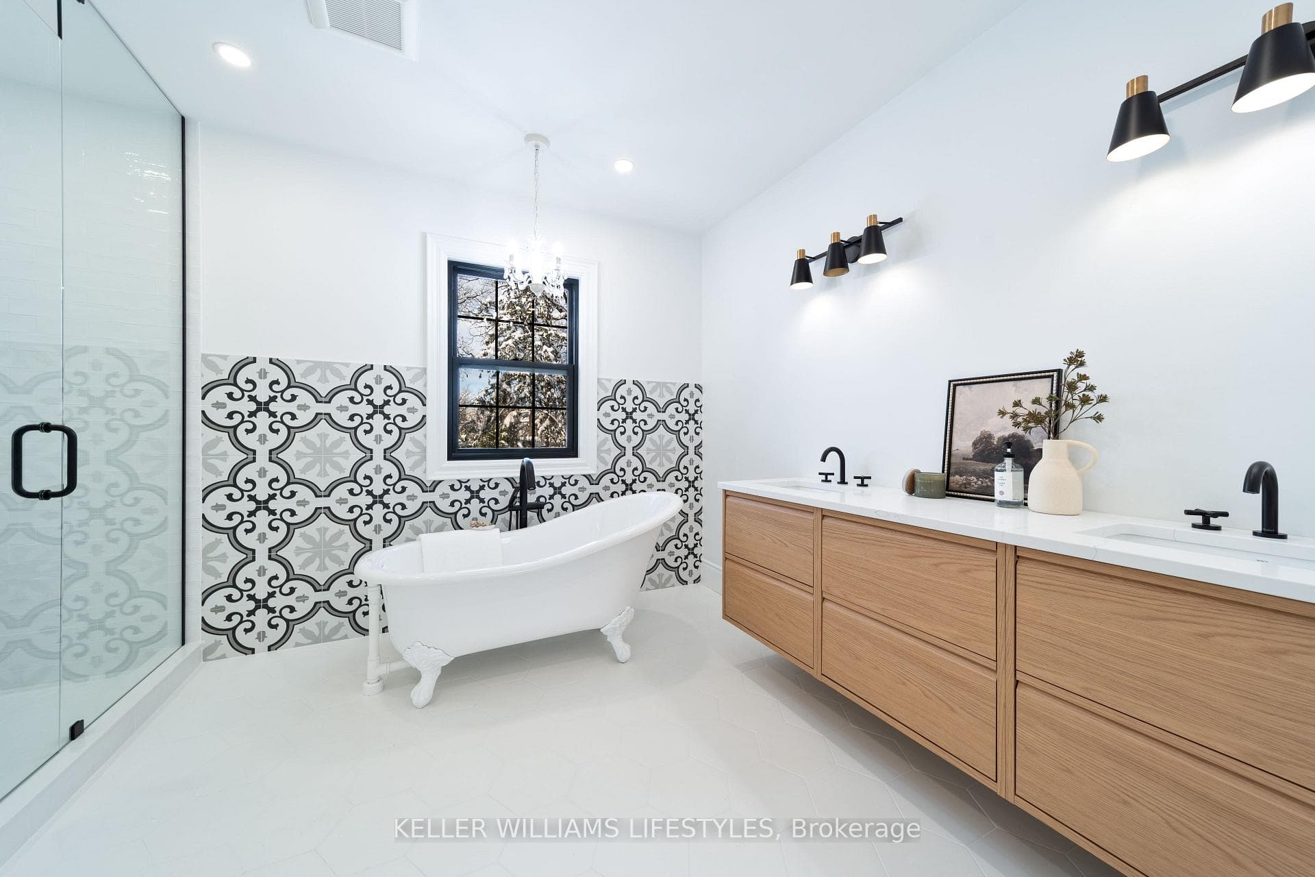 Master Ensuite