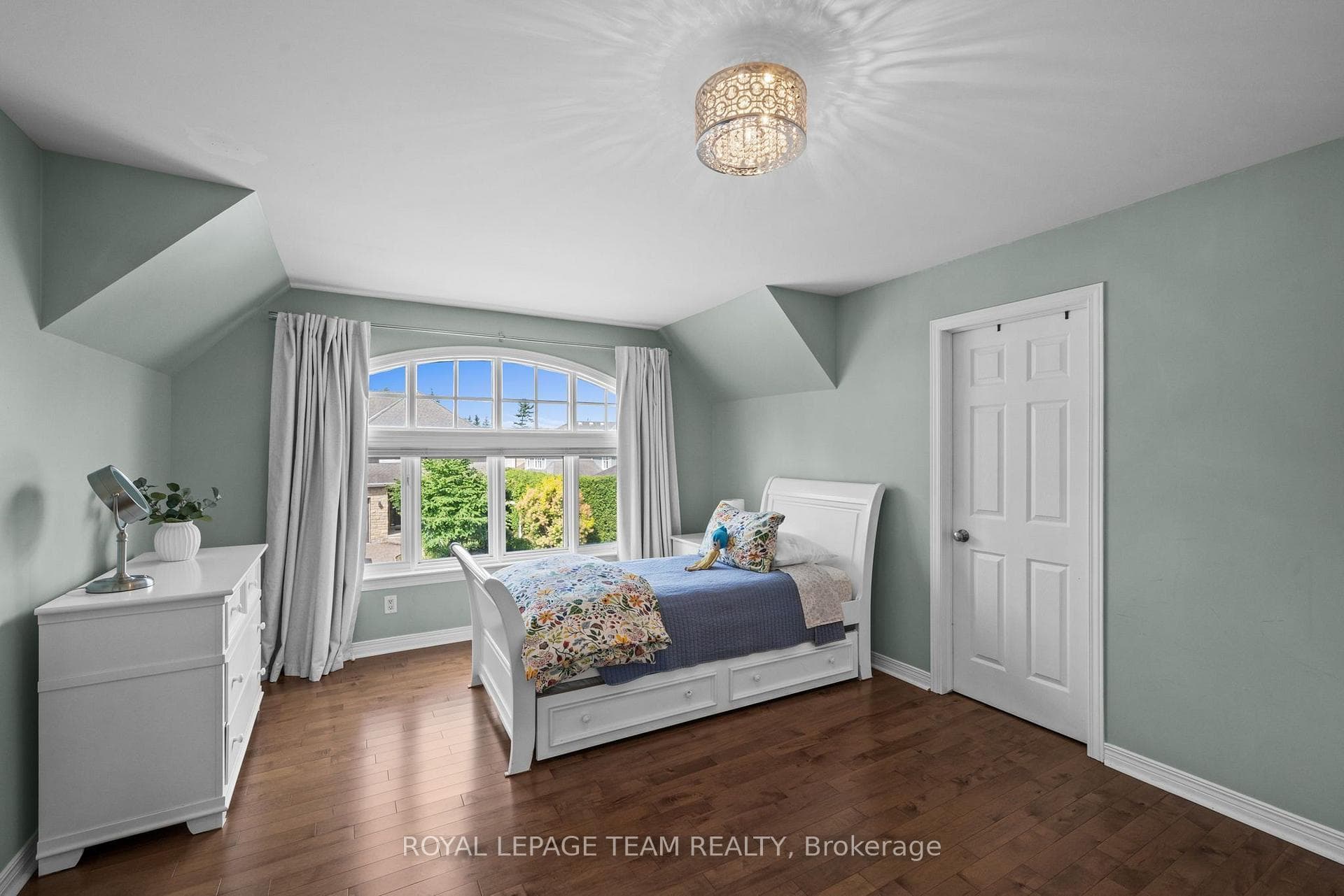 14 Ironside Court photo 28