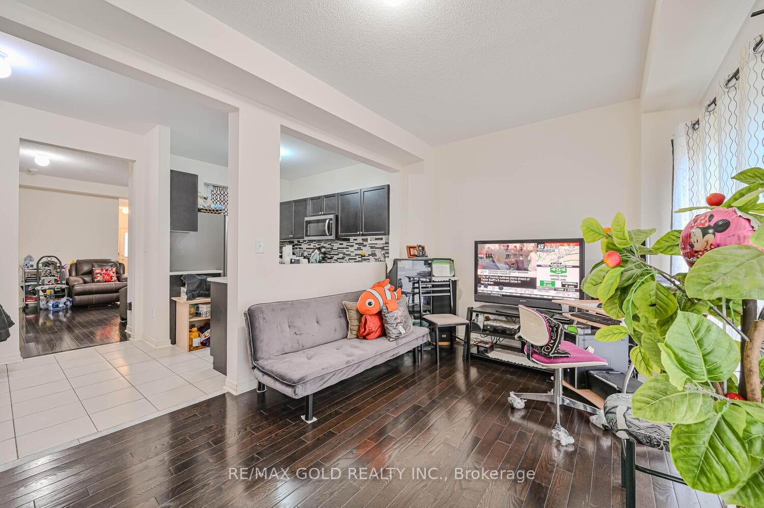 48 Cookview Drive photo 14